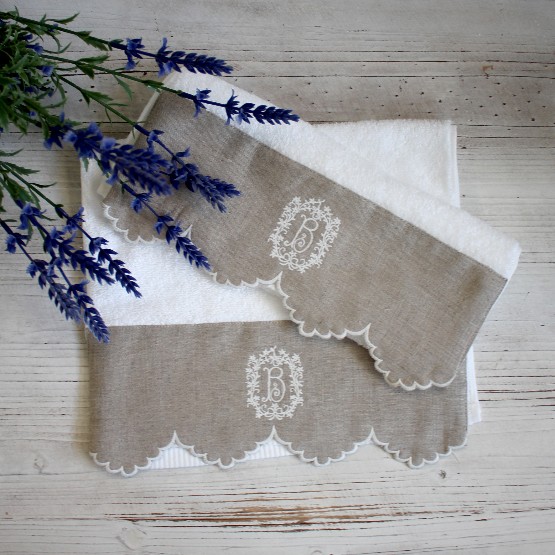 AMBER SMALL Guest Towel AMBER SMALL Guest Towel