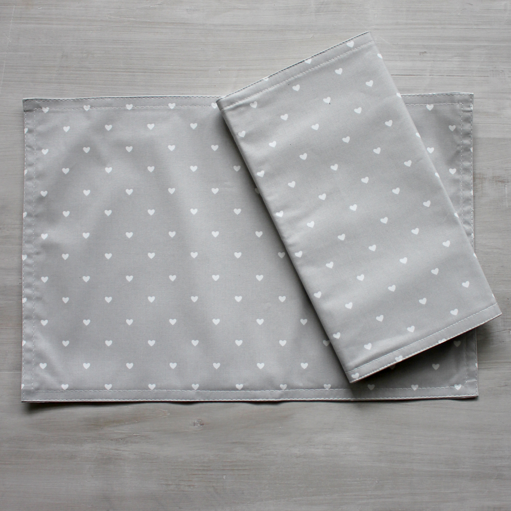Tiny White Hearts Placemat Tiny White Hearts Placemat