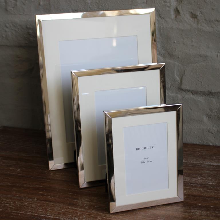 PHOTO FRAMES BIGGIE BEST